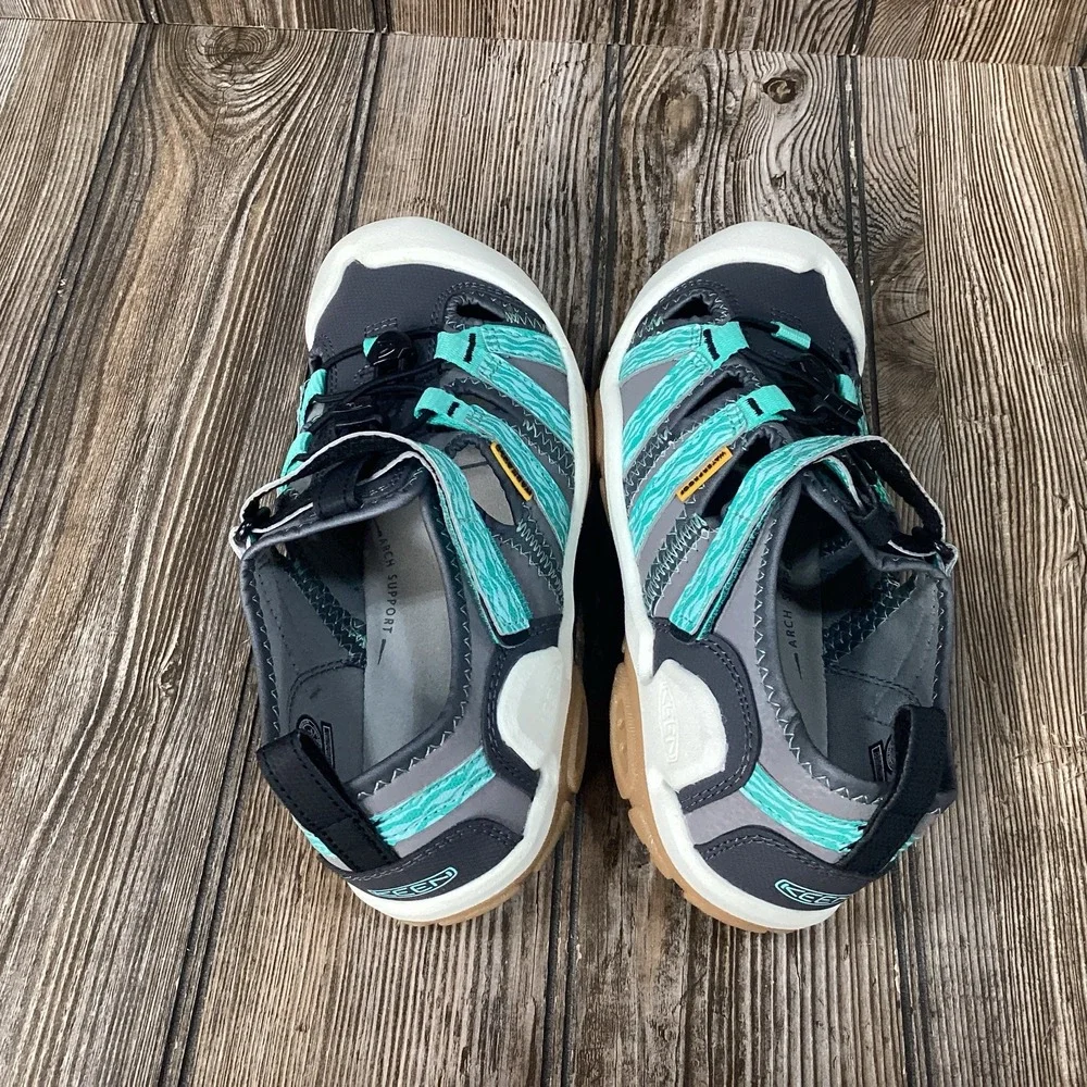 Keen Girls Knotch Creek Toddler Sandals Closed Toed Hiking 1026155 Size 4 *NEW*